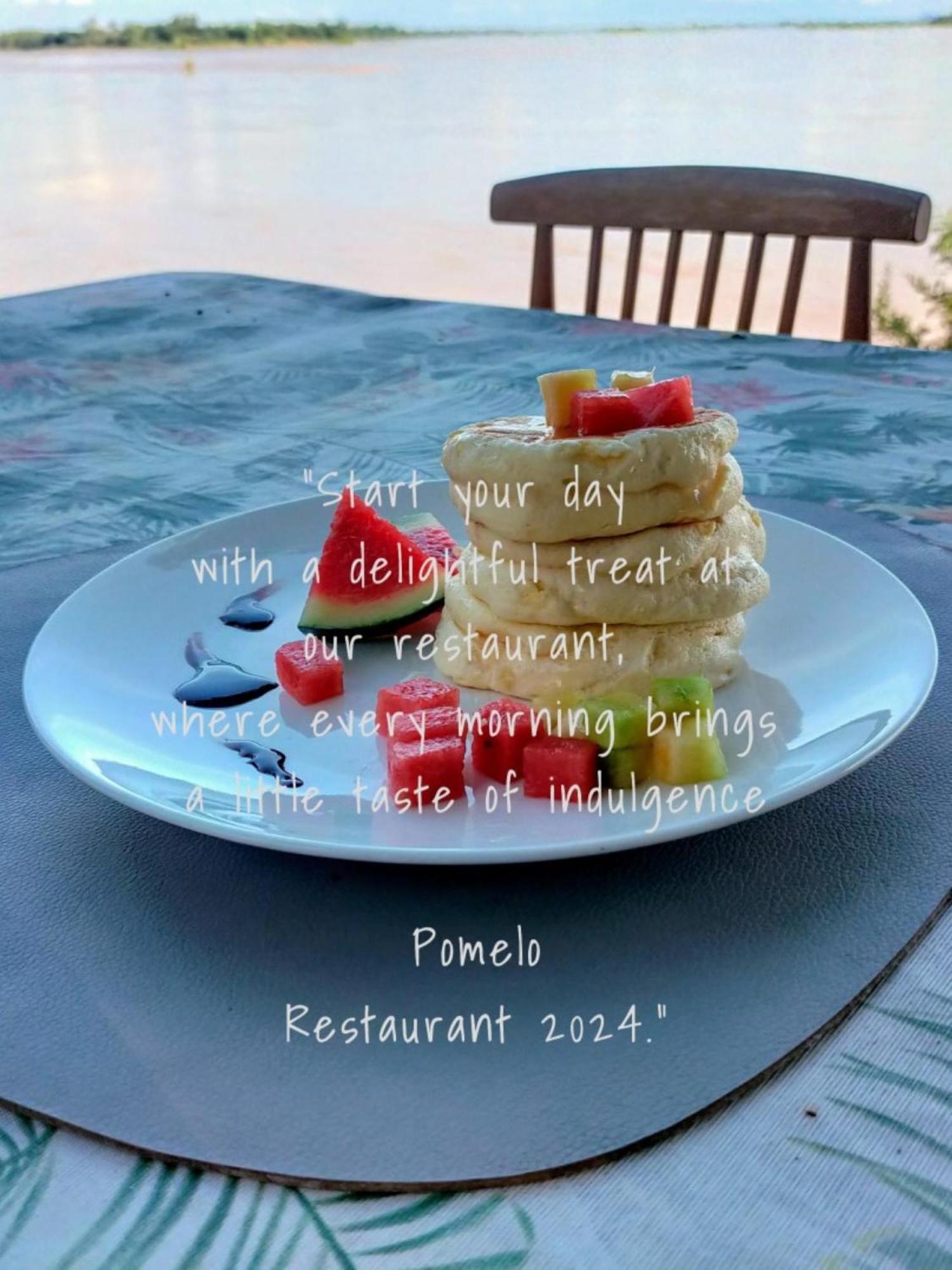 Pomelo Restaurant And Guesthouse - Fishermen & Tammarine Cottages Riverfront - Experience Nature, Culture And Adventure & Tailor-Made Tour Ban Khon 외부 사진